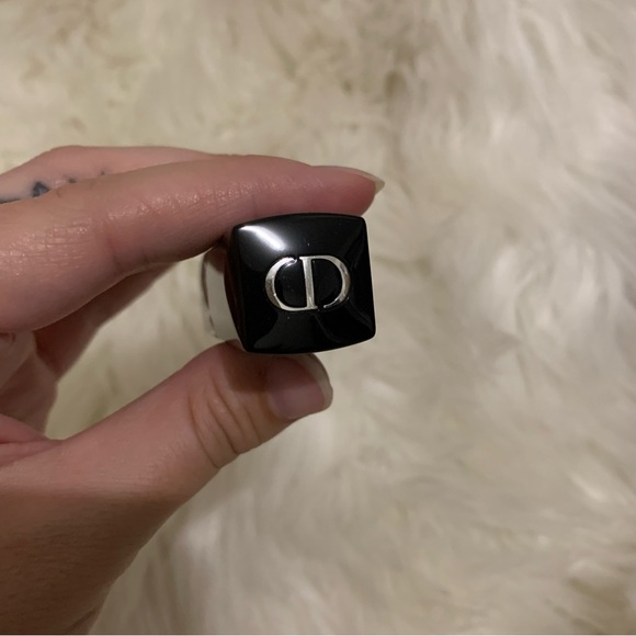 NWOT Rouge Dior Lipstick - 720 Icone Velvet - 0.12oz - Picture 4 of 7